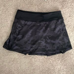 NWOT Lululemon Pace Rival Camo Skirt